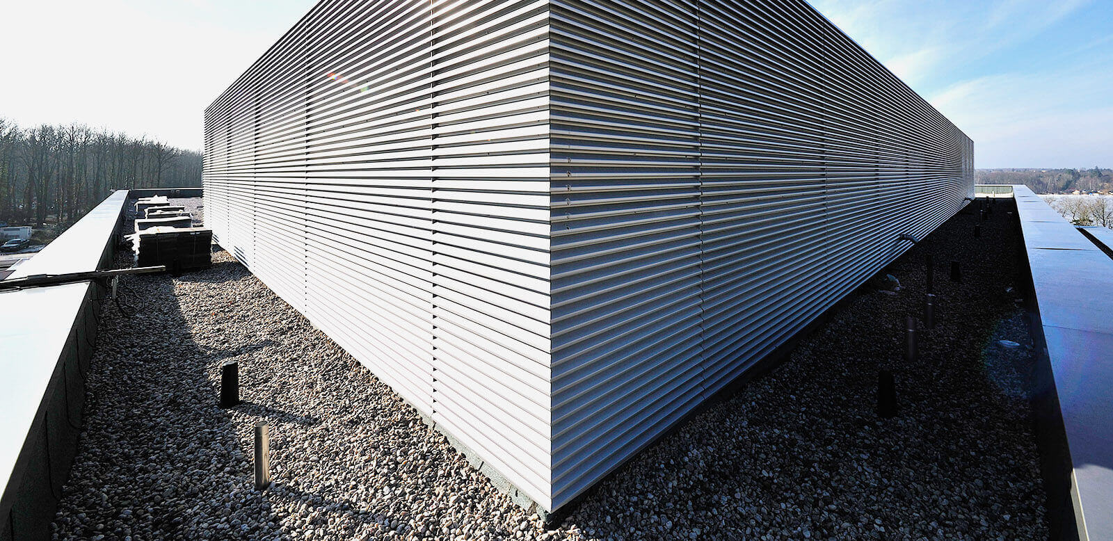 Dieringer Lamellen als Verkleidung der Haustechnik