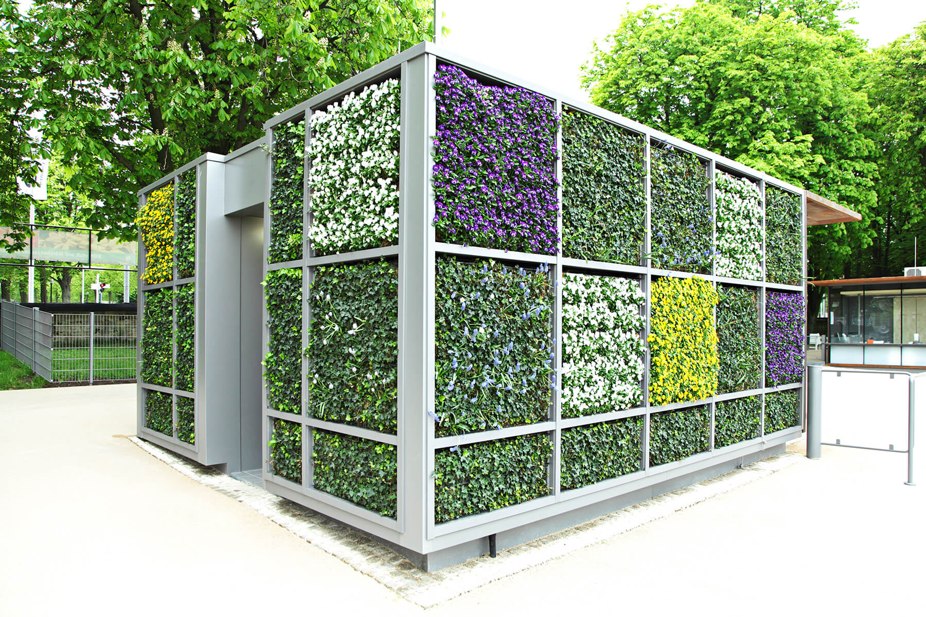 Verarbeitung von Metallfassaden in Berlin